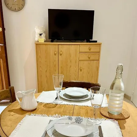 Apartment La Maison Jaune